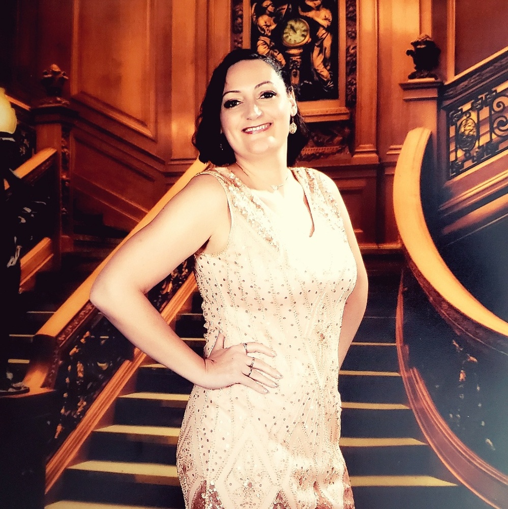 Meet your Posher, Alicia